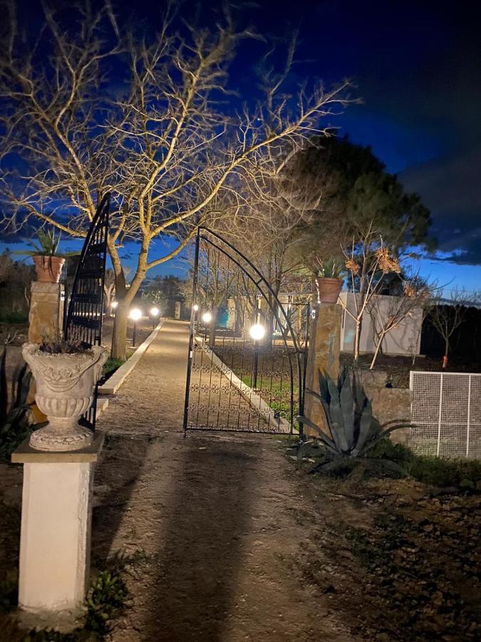 Agriturismo Tenuta La Monaca Aradeo Eksteriør bilde