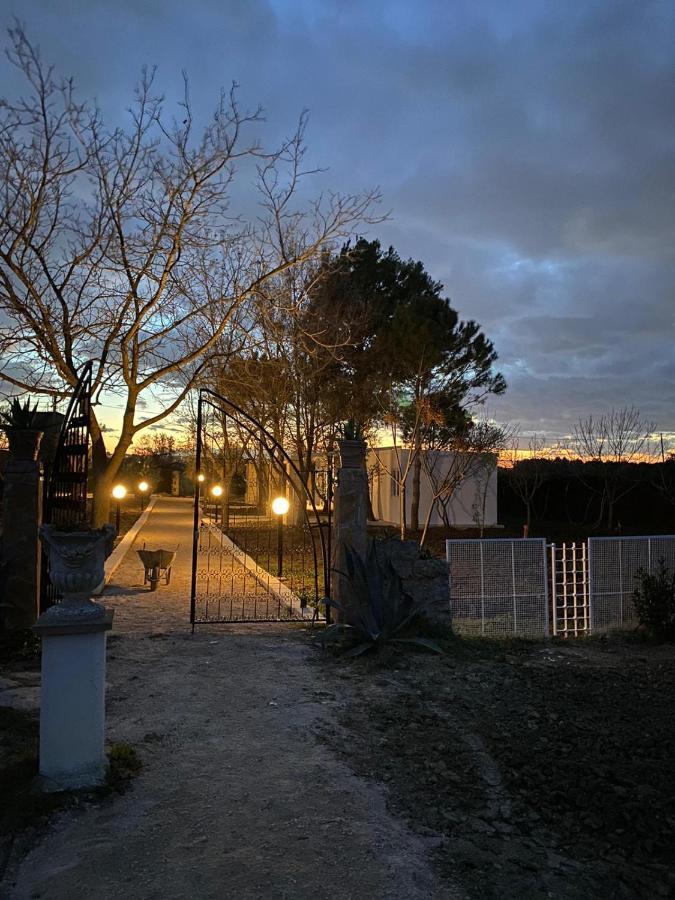 Agriturismo Tenuta La Monaca Aradeo Eksteriør bilde