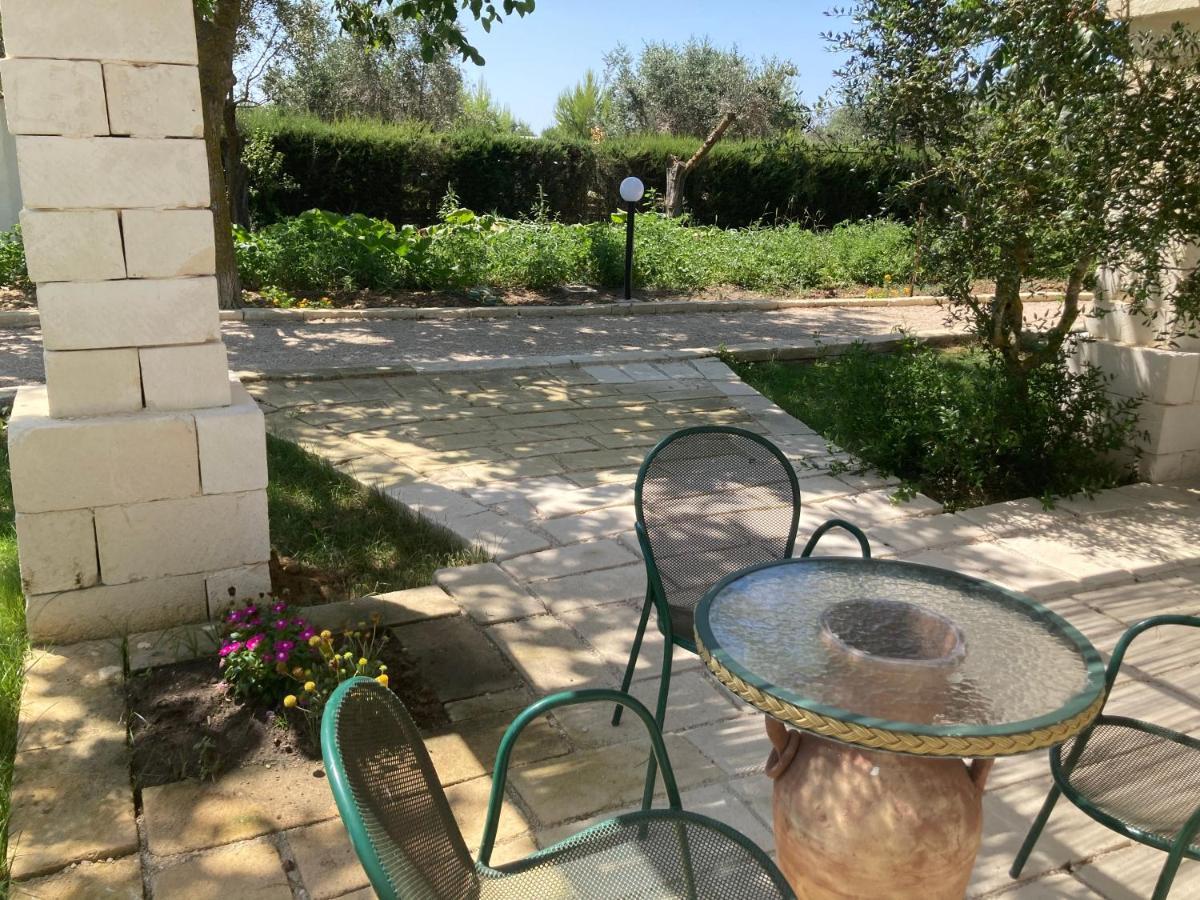 Agriturismo Tenuta La Monaca Aradeo Eksteriør bilde