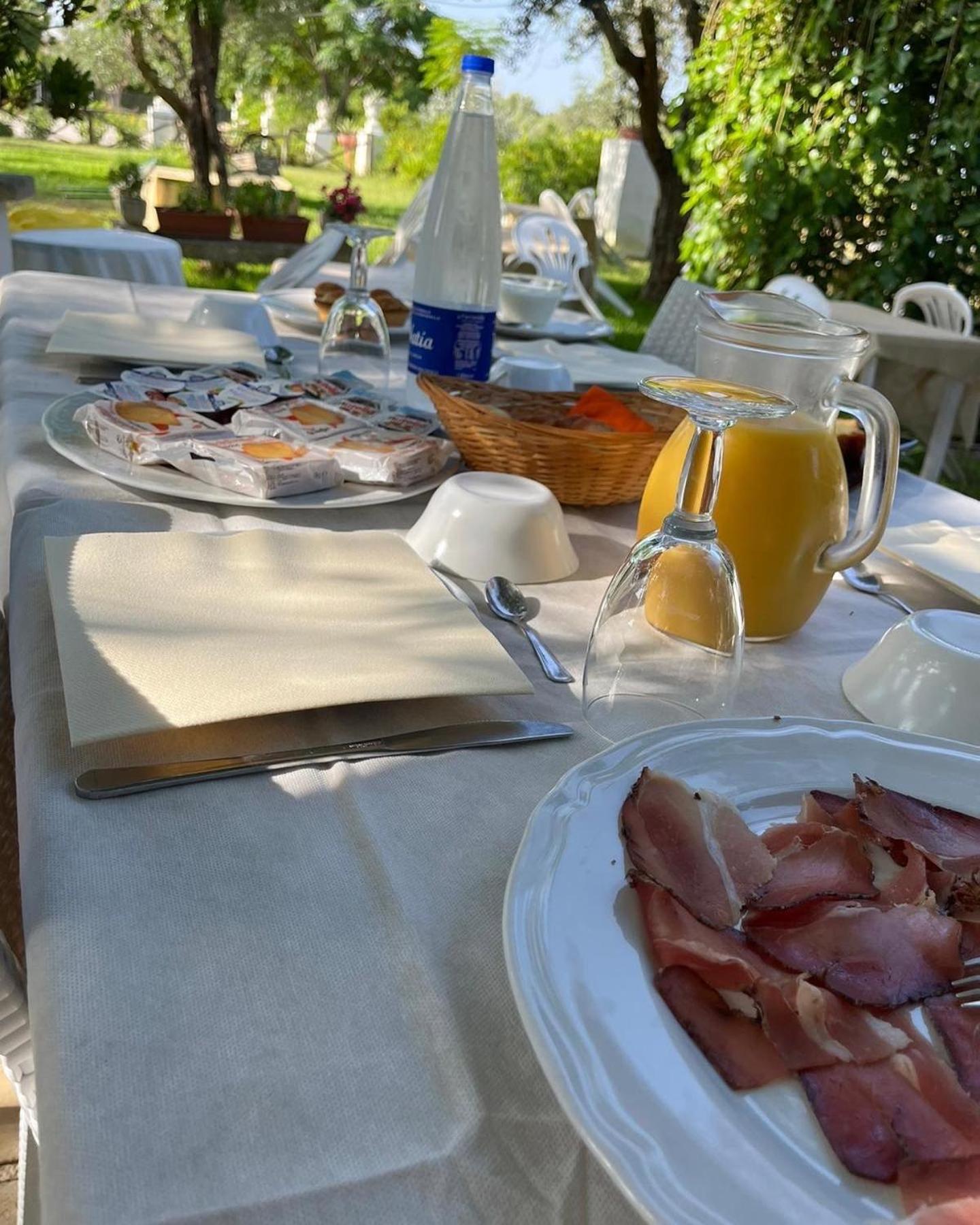 Agriturismo Tenuta La Monaca Aradeo Eksteriør bilde