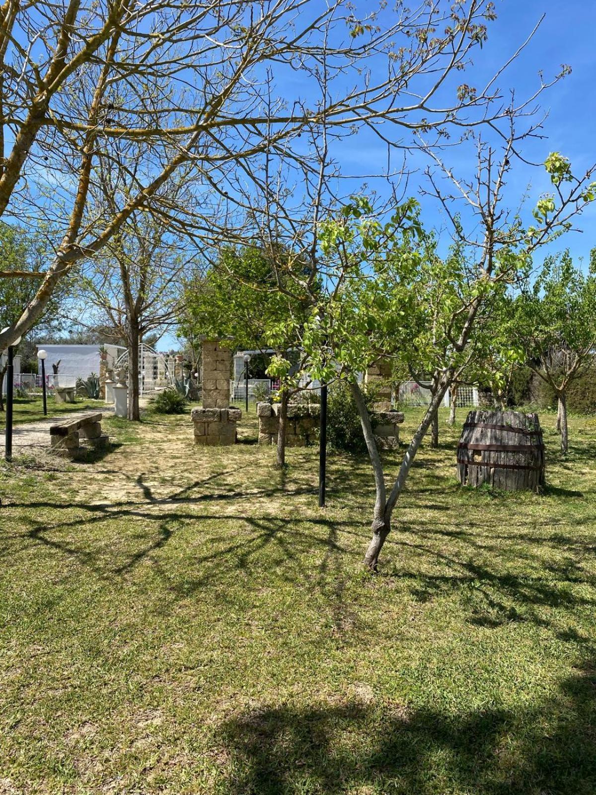 Agriturismo Tenuta La Monaca Aradeo Eksteriør bilde